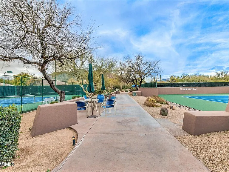 6892 E Nightingale Star Cir — Photo 37