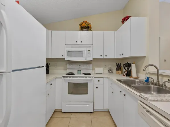 5530 NW 61st Street #326, Coconut Creek, FL 33073