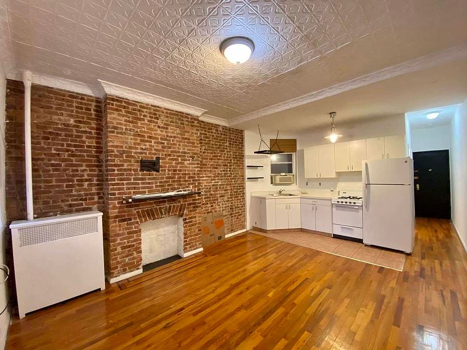 1st image of 711 Carroll St