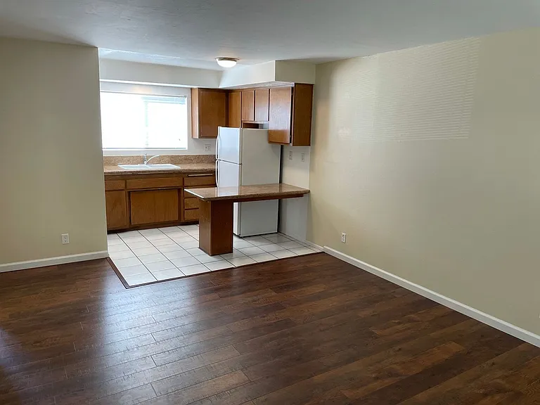 399 Ellwood Beach Dr — Photo 3