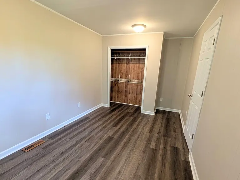 358 Henson Ln — Photo 17