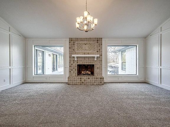 5th image of 2304 Robinwood Pl