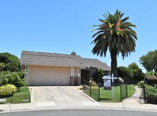 9116 Falcon Hill Ct, Elk Grove, CA 95624