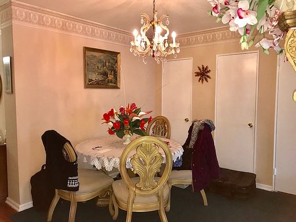 3rd image of 8385 Woodhaven Blvd APT 6G