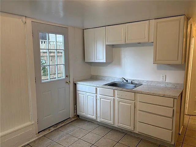 2329.5 Upperline St — Photo 13