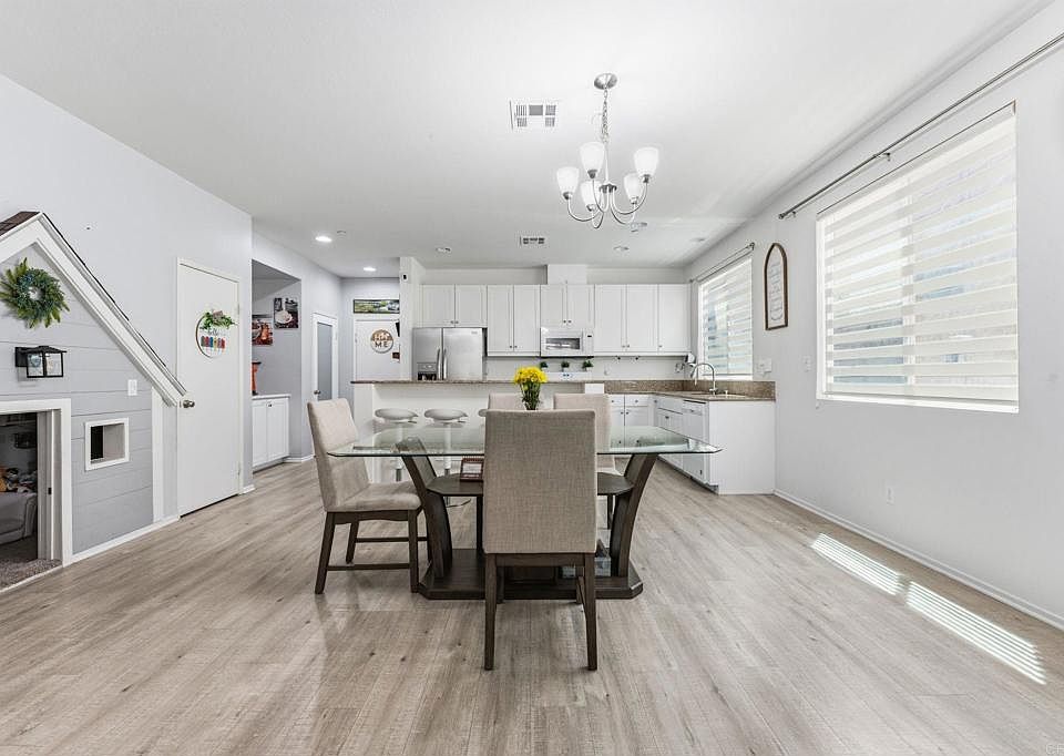 1st image of 1704 Cal Orchid Pl