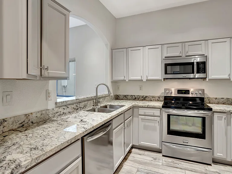 4533 N 22nd St #128 — Photo 30
