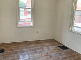 892 Main St #8, Cohoes, NY 12047