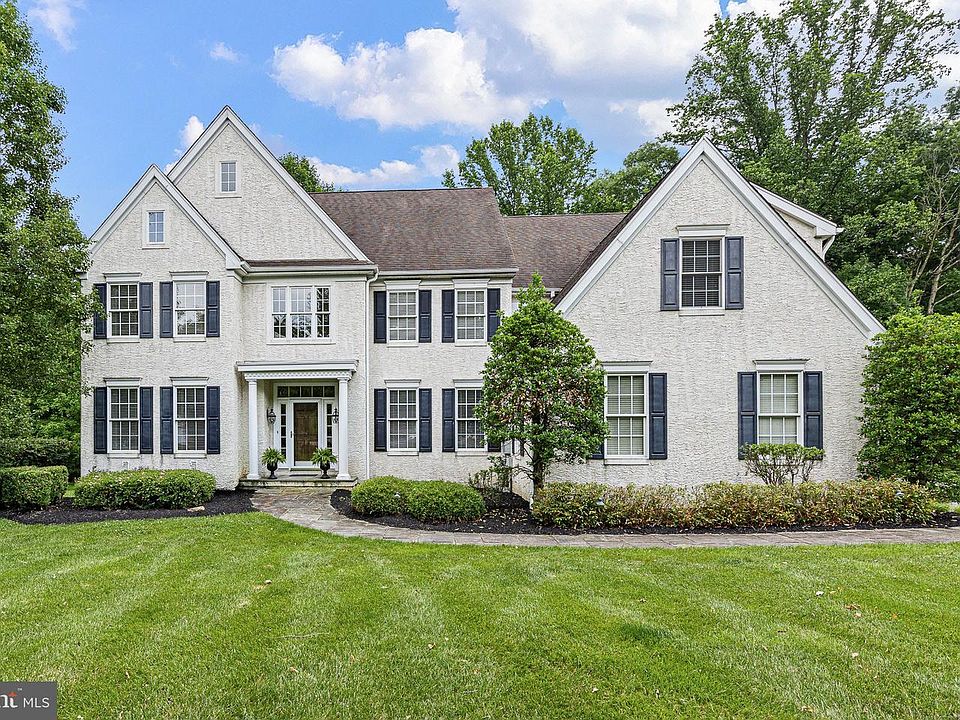 1st image of 118 Woodridge Dr