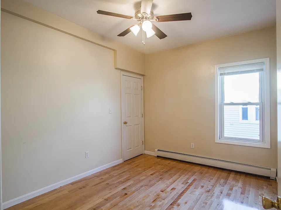 19 Wilson St #3