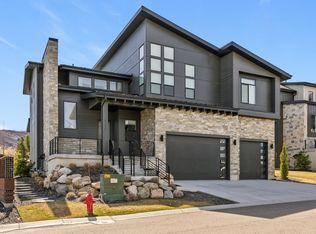 6399 E 950th St S, Huntsville, UT 84317