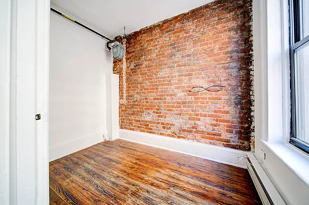 Rented by R New York | media 11