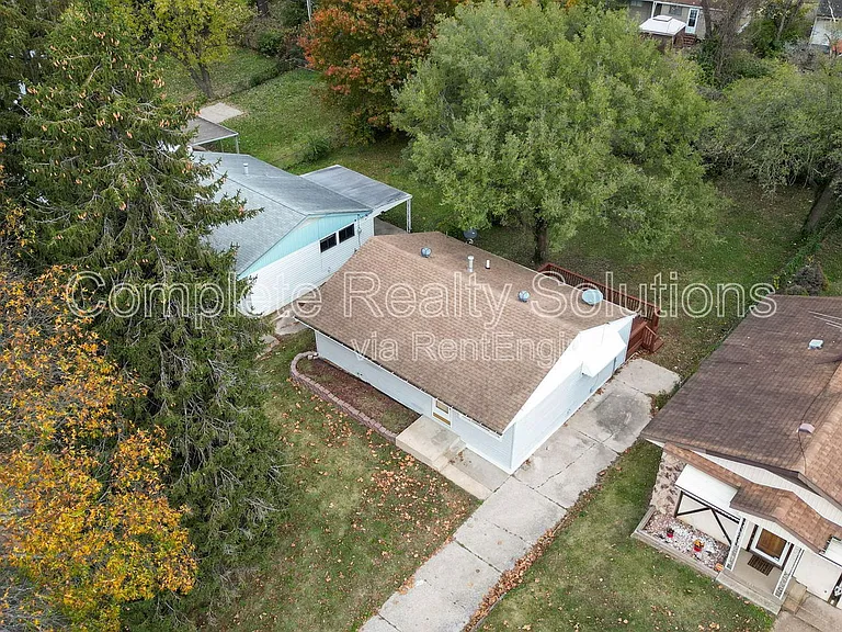 125 Perthshire Rd — Photo 28