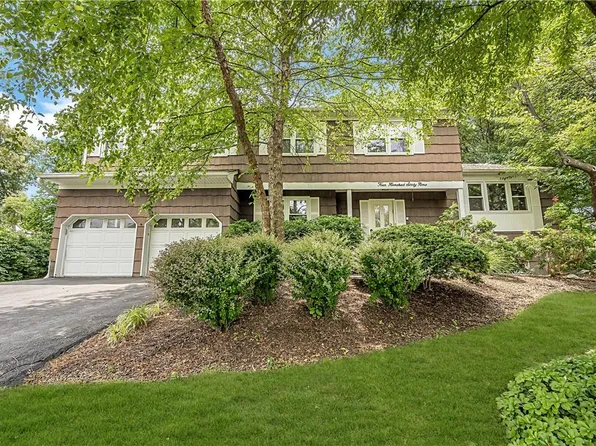 469 Manchester Road, Yorktown Heights, NY 10598