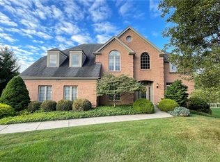165 Bittersweet Cir, Venetia, PA 15367