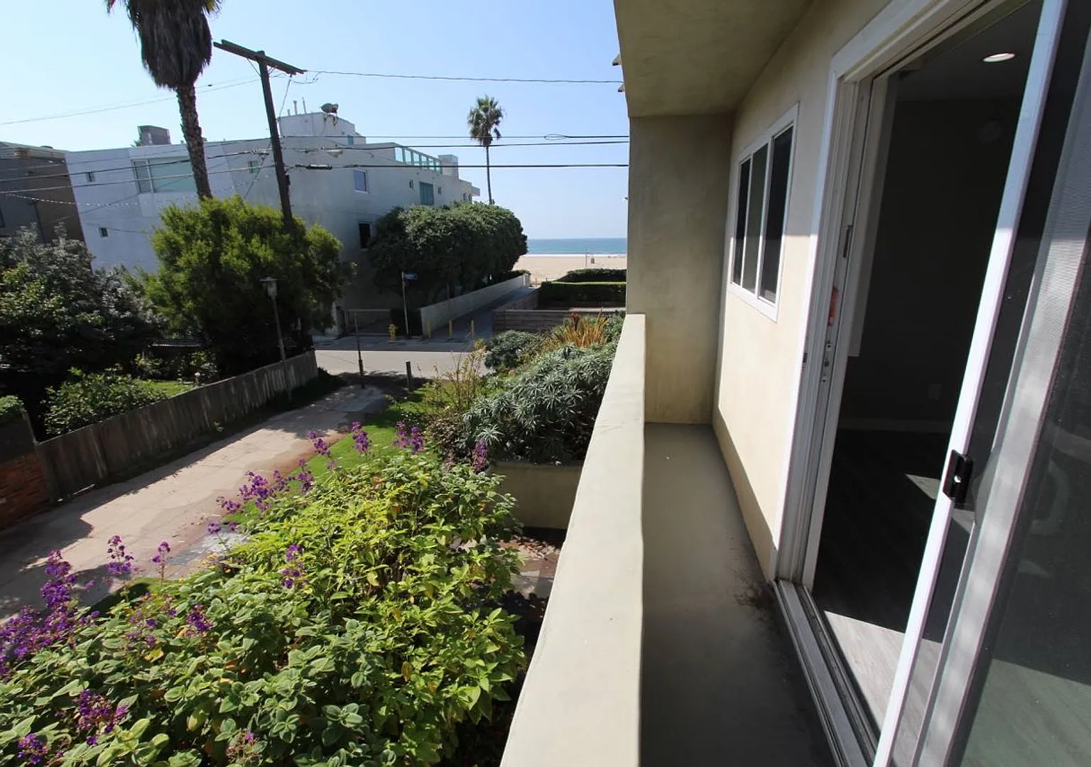 Venice Atrium — Photo 3