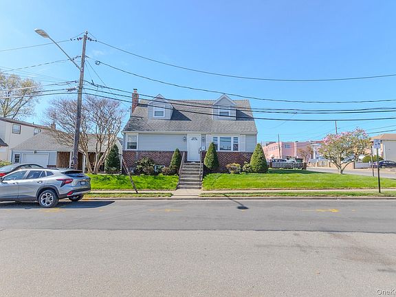 2nd image of 4 Fairfax Street