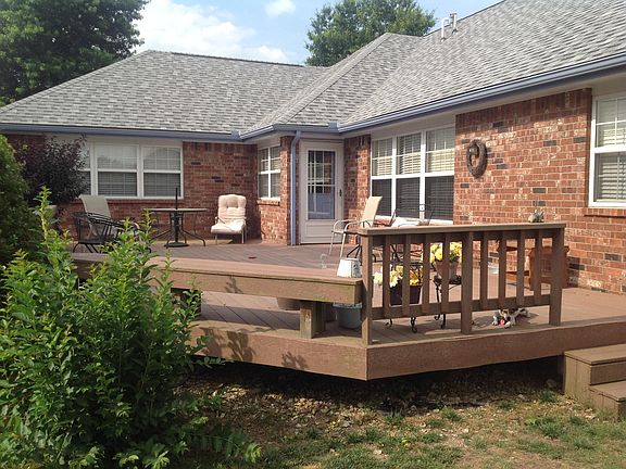 5th image of 641 Rockwood Dr