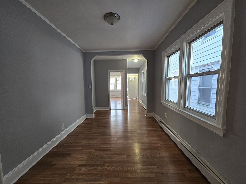 1st image of 171 Isabella Ave #1A