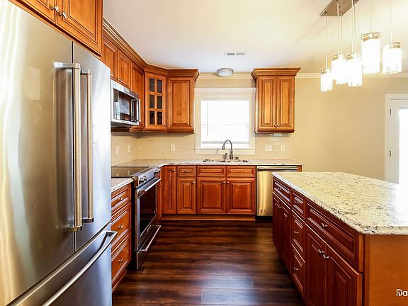 2nd image of 705 N Timbergate Dr