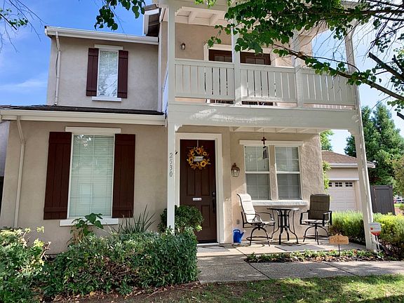 2nd image of 2530 Serenata Way