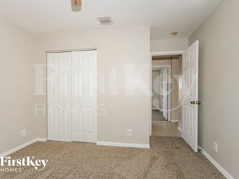 4414 SW Cacao St — Photo 11