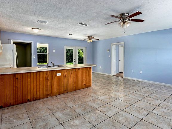 2nd image of 671 Serenade Ter
