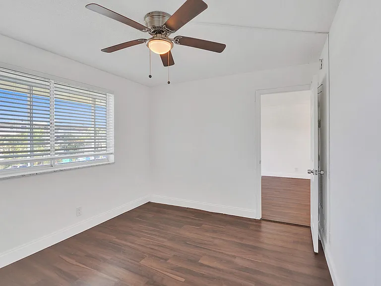 2640 Garden Dr S #301 — Photo 22