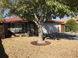 636 Sydnor Ave, Ridgecrest, CA 93555