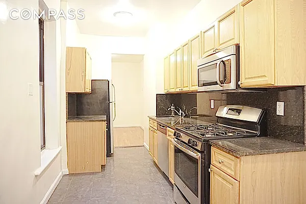 Rented by Compass | media 16