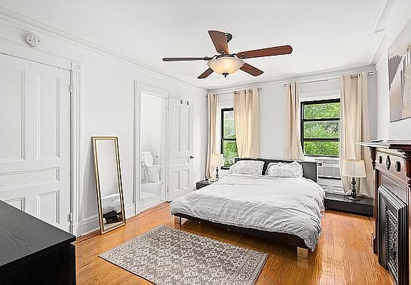 4th image of 169 Bainbridge St Floor 4