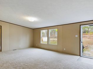 433 Bounty Rd, Eutawville, SC 29048