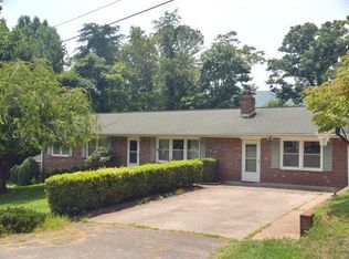 110 Oak St, Stuart, VA 24171