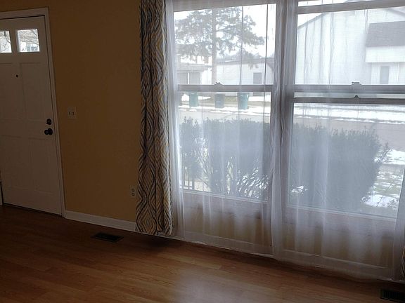 Living Room with a large window.