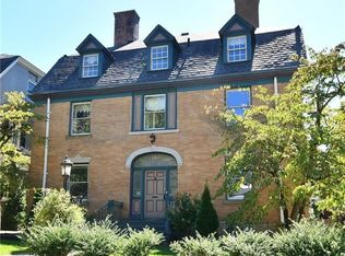 4752 Bayard St, Pittsburgh, PA