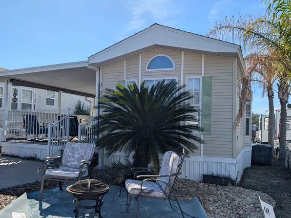 600 County Road 466 #342, Lady Lake, FL 32159