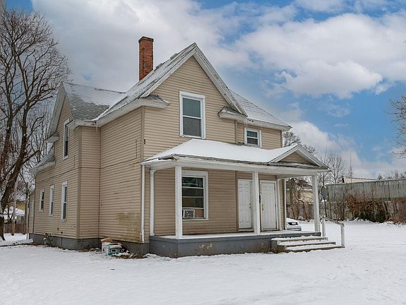 3rd image of 736 Lawndale Ave