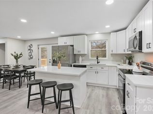 824 Kentberry Dr, Charlotte, NC 28214