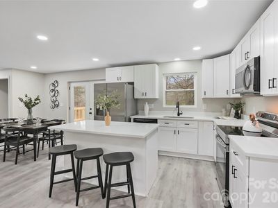 824 Kentberry Dr, Charlotte, NC, 28214
