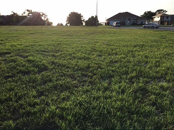 2nd image of 527 Sunset Pointe Dr