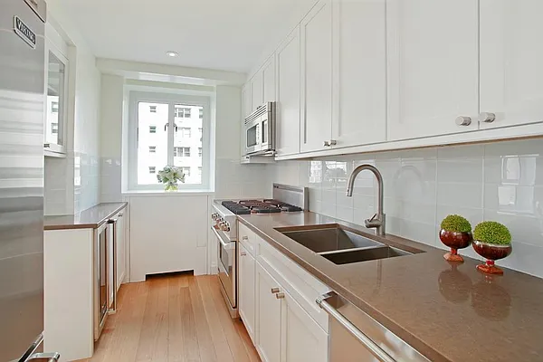 Sold by Corcoran | media 3