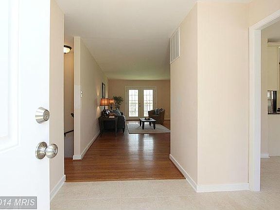 3rd image of 16609 Baederwood Ln