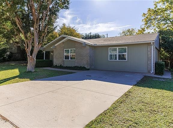 5th image of 1424 Meadowcrest Dr