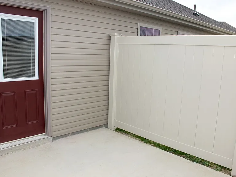2206 Shamrock Ln — Photo 14