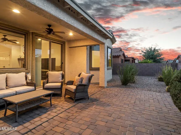 13773 E Carruthers St, Vail, AZ 85641