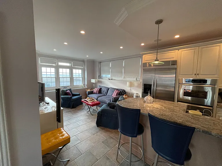 High end appliances, tv and sound system