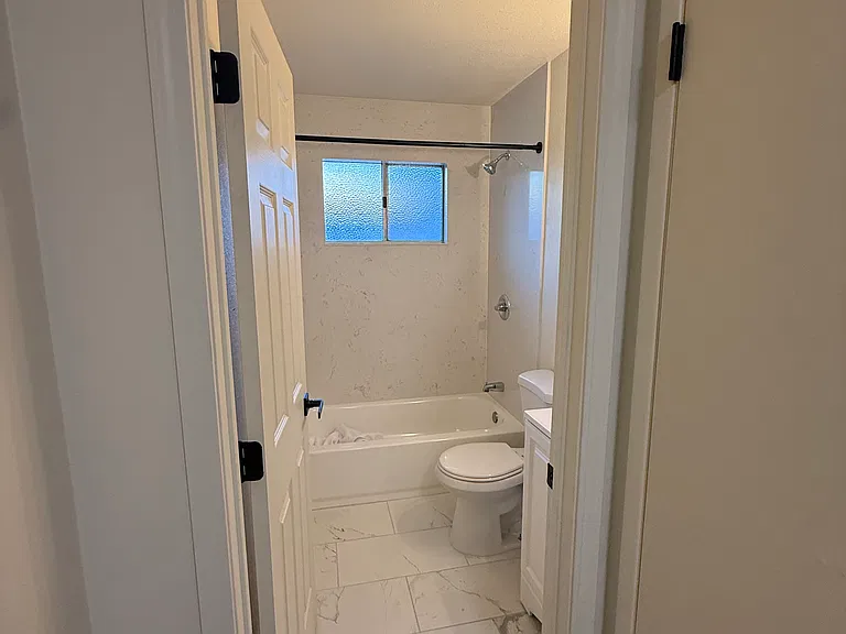 5960 Walerga Rd #4 — Photo 8