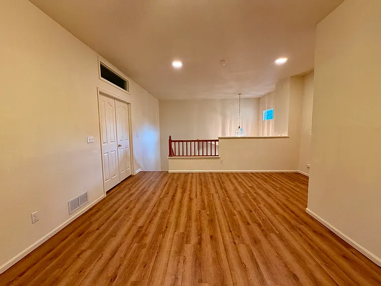 1766 Preston Dr — Photo 29