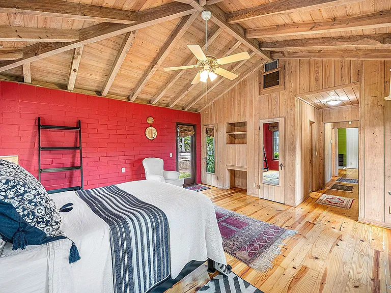 334 Palm Trl — Photo 17