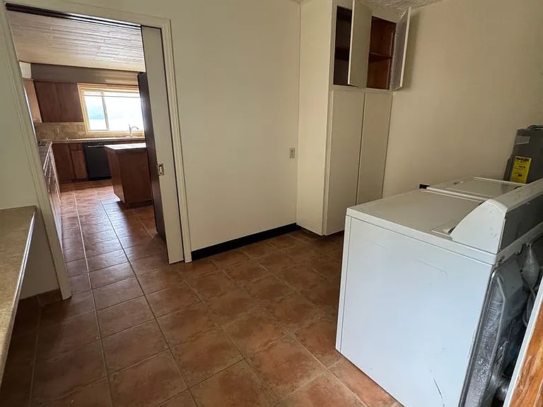 8525 Ocean Beach Hwy — Photo 9